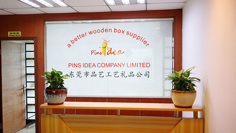 PINSIDEA-Chinese wooden pet urn supplier.